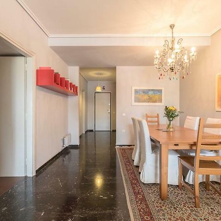 Spacious & Modern Flat In Heart Of Афины Экстерьер фото