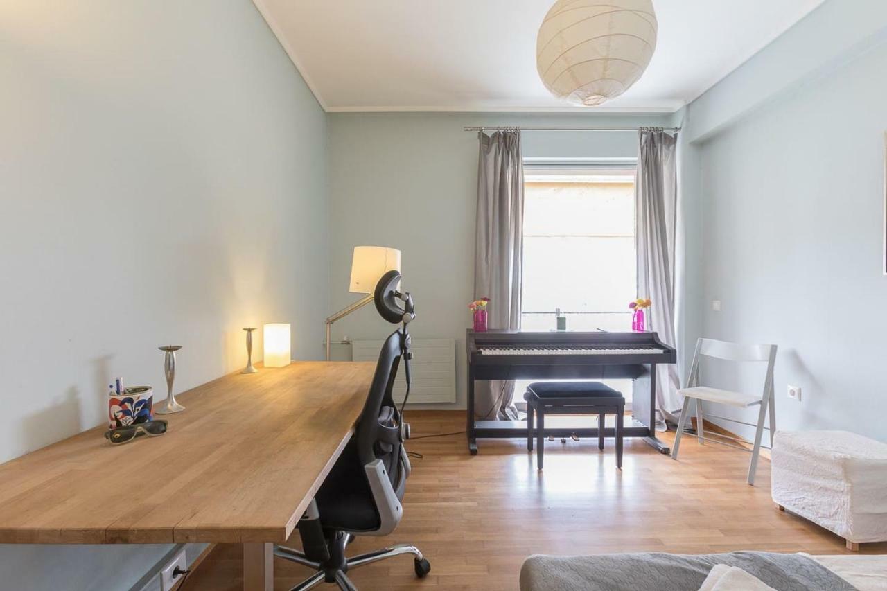 Spacious & Modern Flat In Heart Of Афины Экстерьер фото