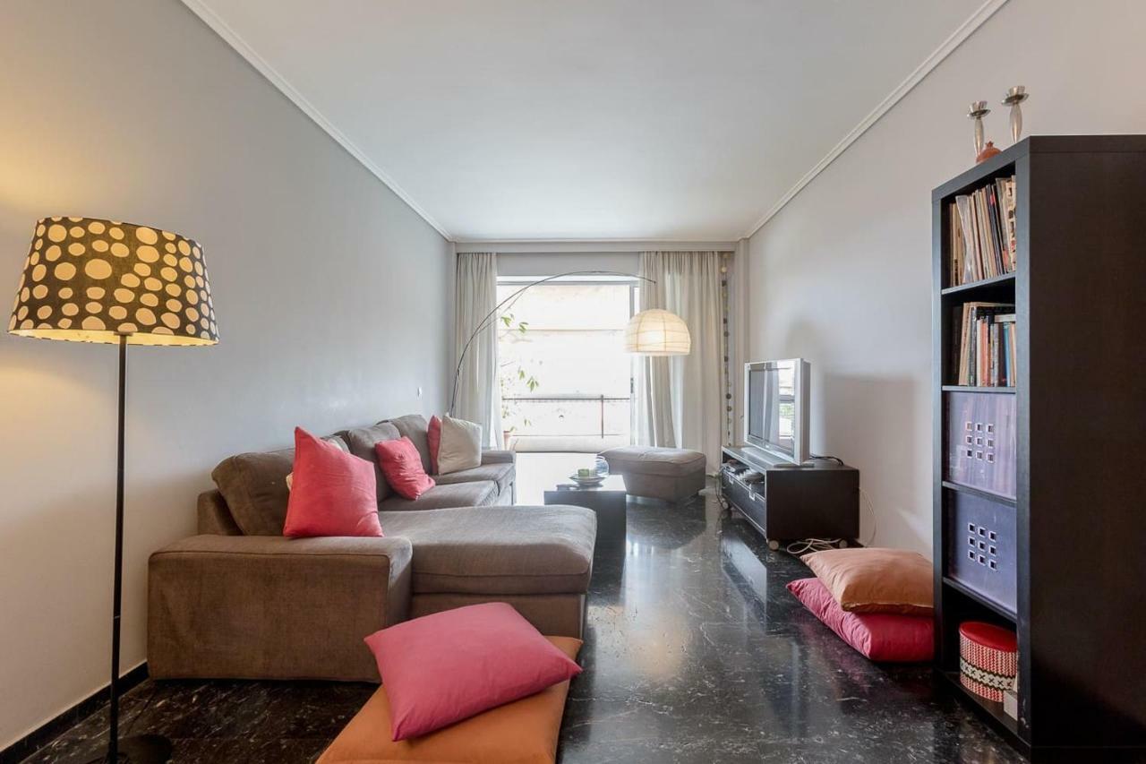 Spacious & Modern Flat In Heart Of Афины Экстерьер фото
