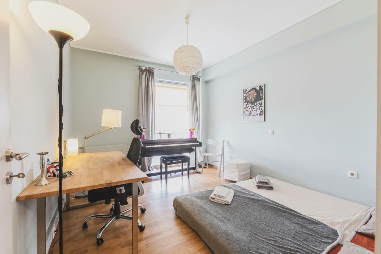 Spacious & Modern Flat In Heart Of Афины Экстерьер фото